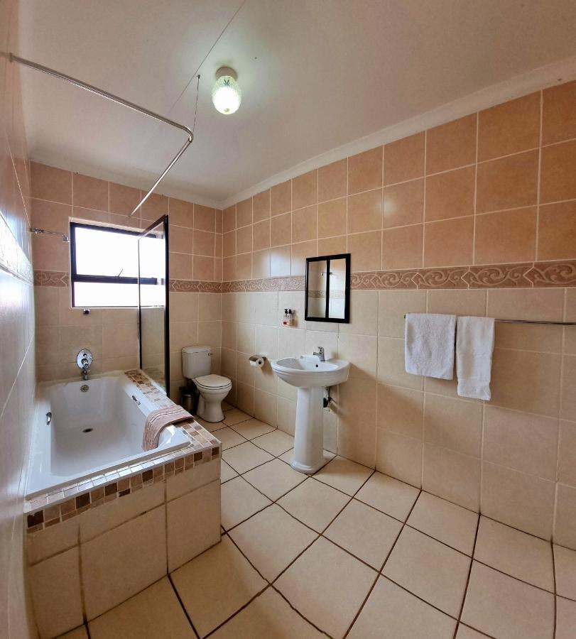 Asda Guesthouse Mogwase Zewnętrze zdjęcie
