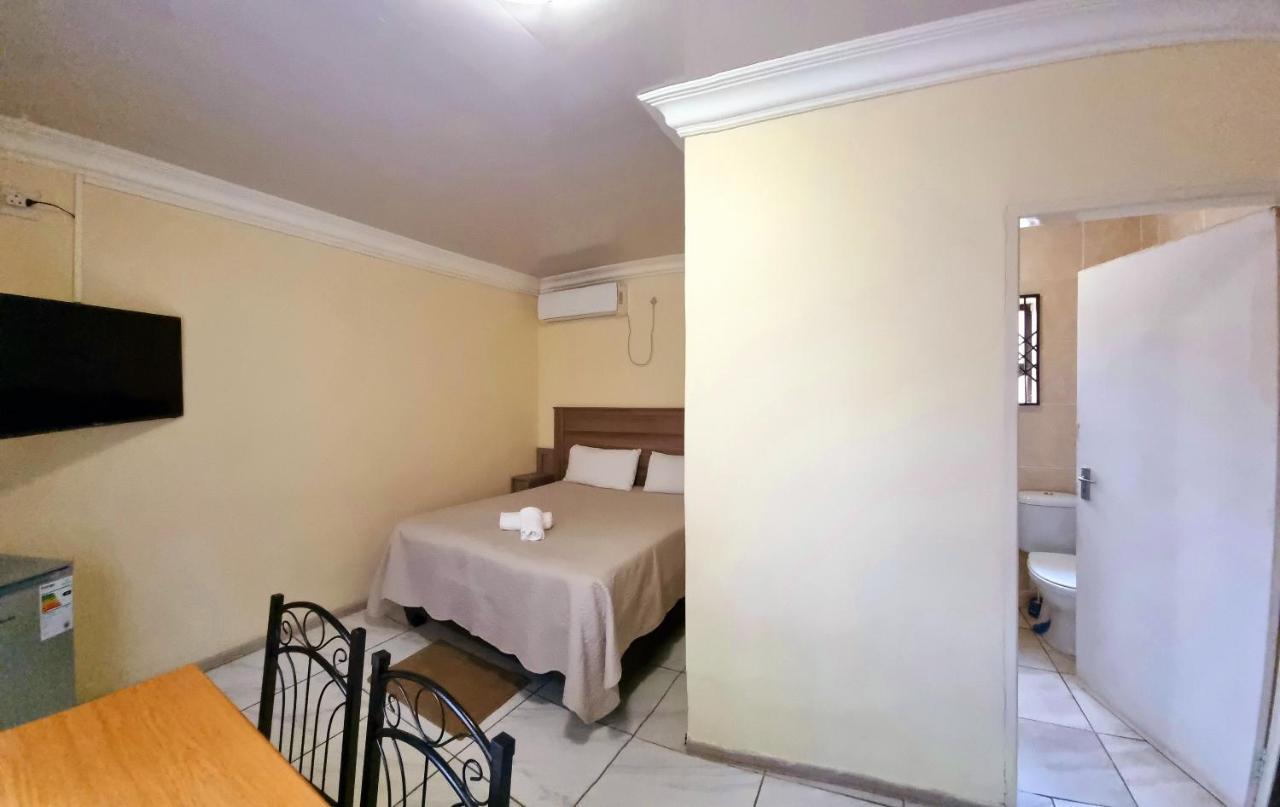 Asda Guesthouse Mogwase Zewnętrze zdjęcie